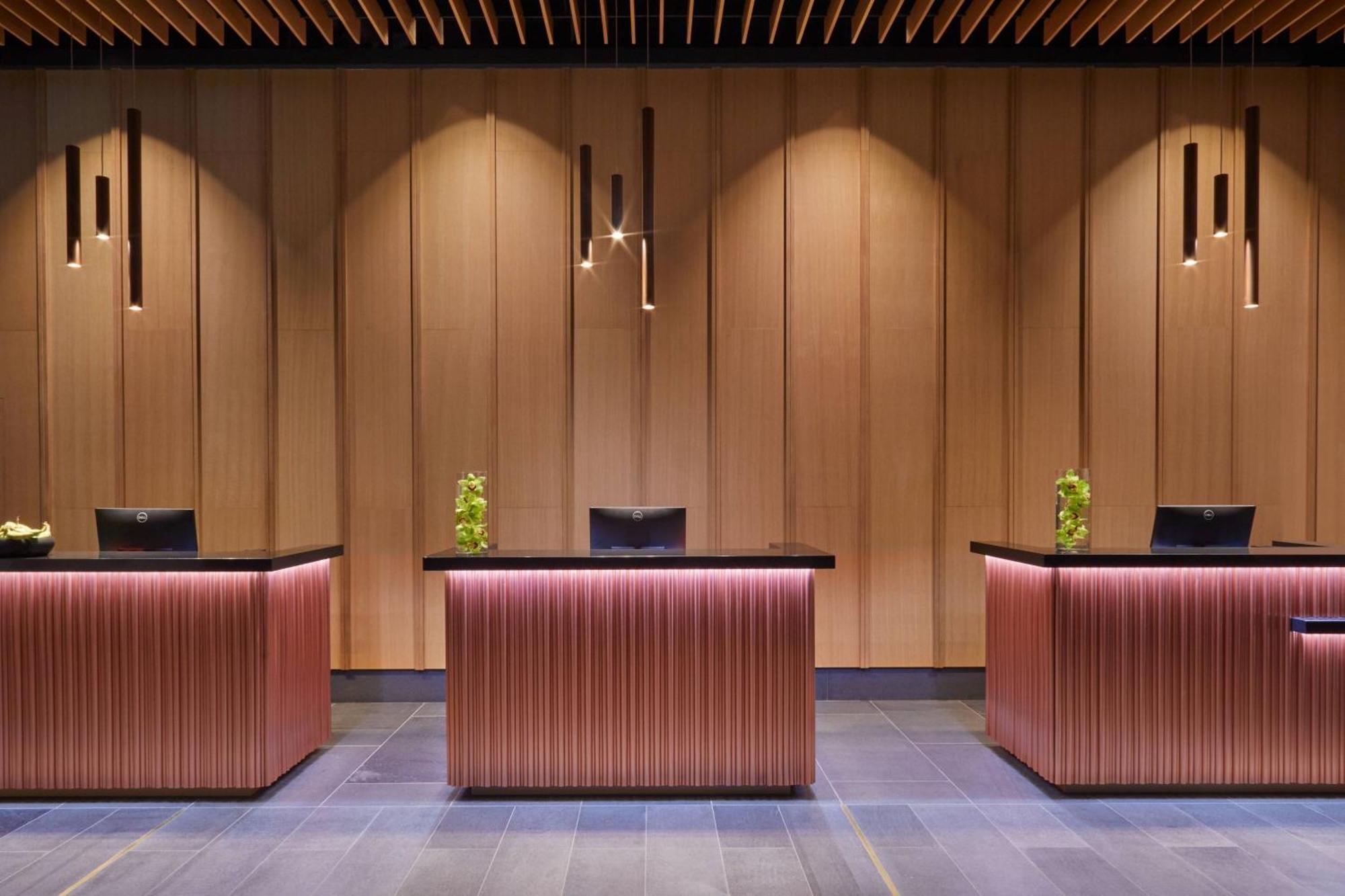 Renaissance Honolulu Hotel & Spa Bagian luar foto