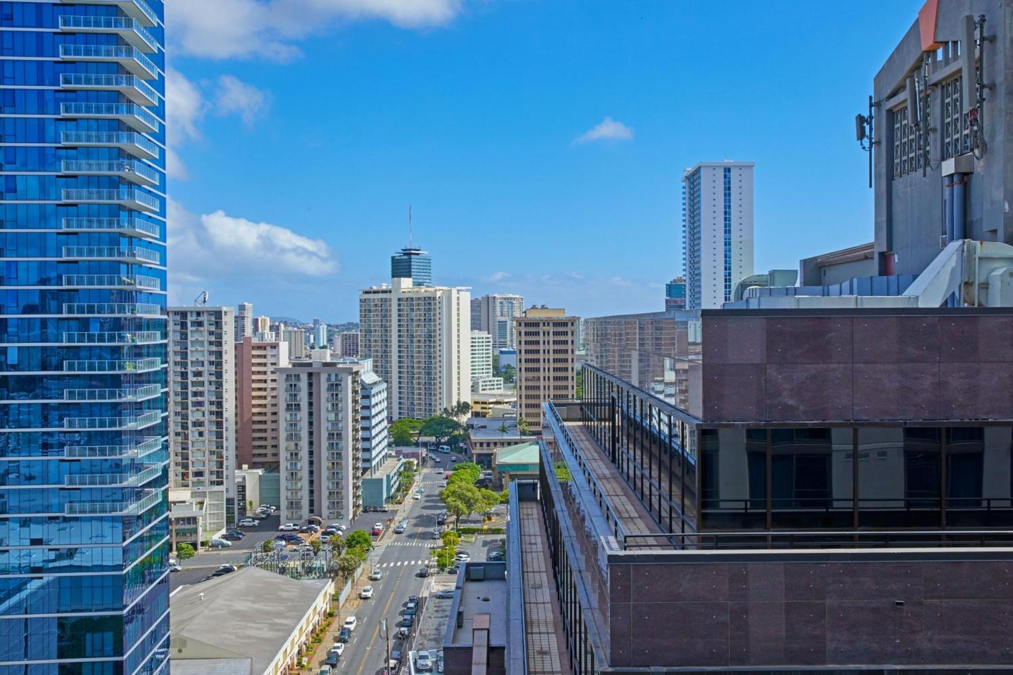 Renaissance Honolulu Hotel & Spa Bagian luar foto