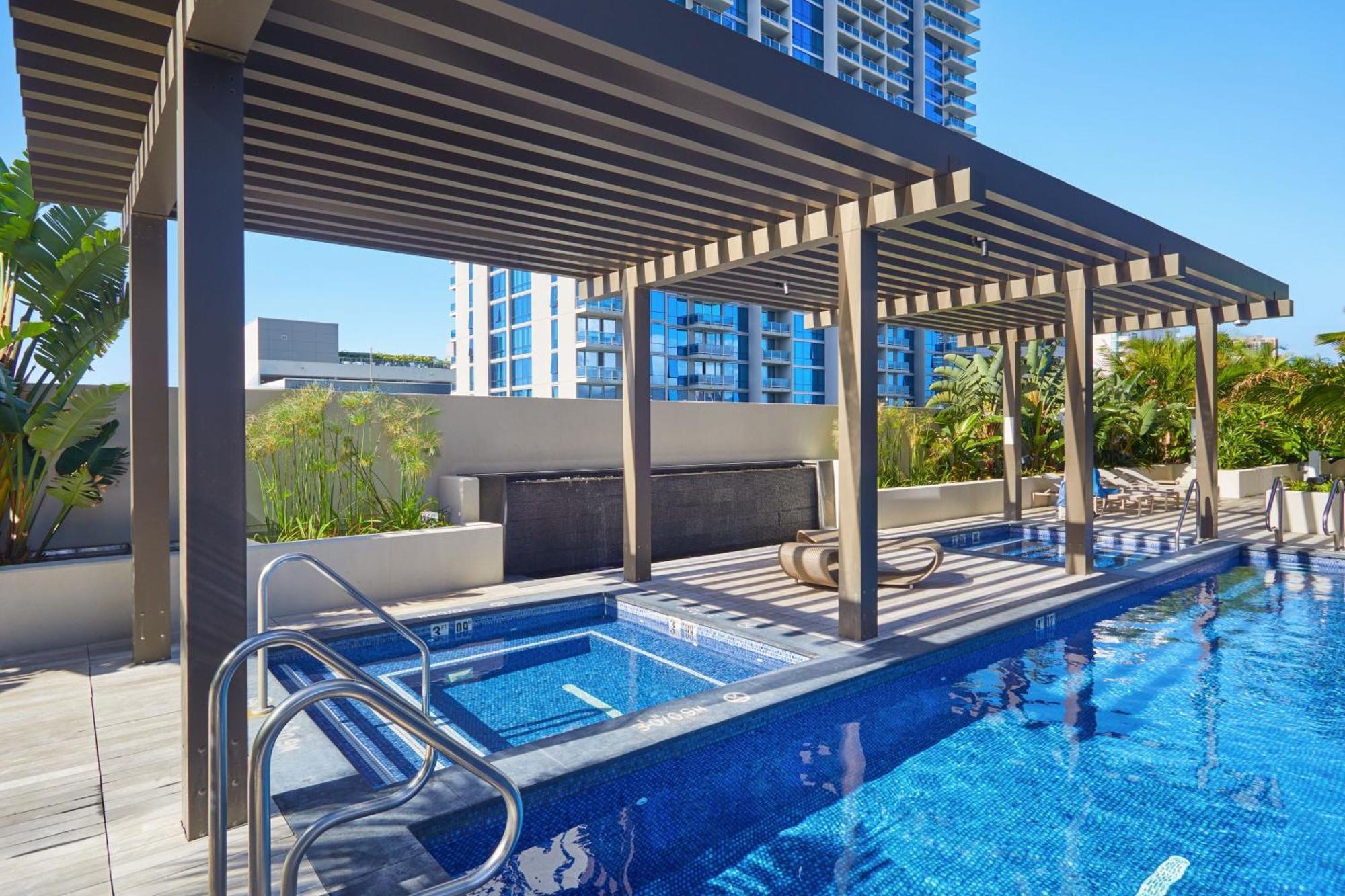 Renaissance Honolulu Hotel & Spa Bagian luar foto